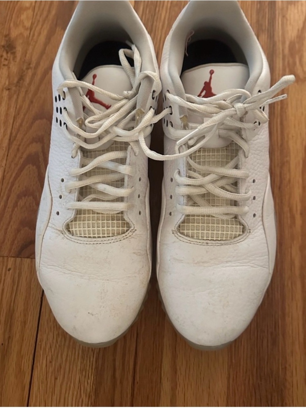 Jordan White golf shoes with Red Jumpman Accent size 10